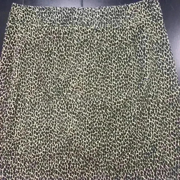 Harold's Corduroy Cheetah Print Mini Skirt PRISTINE Size 8 - Picture 3 of 8